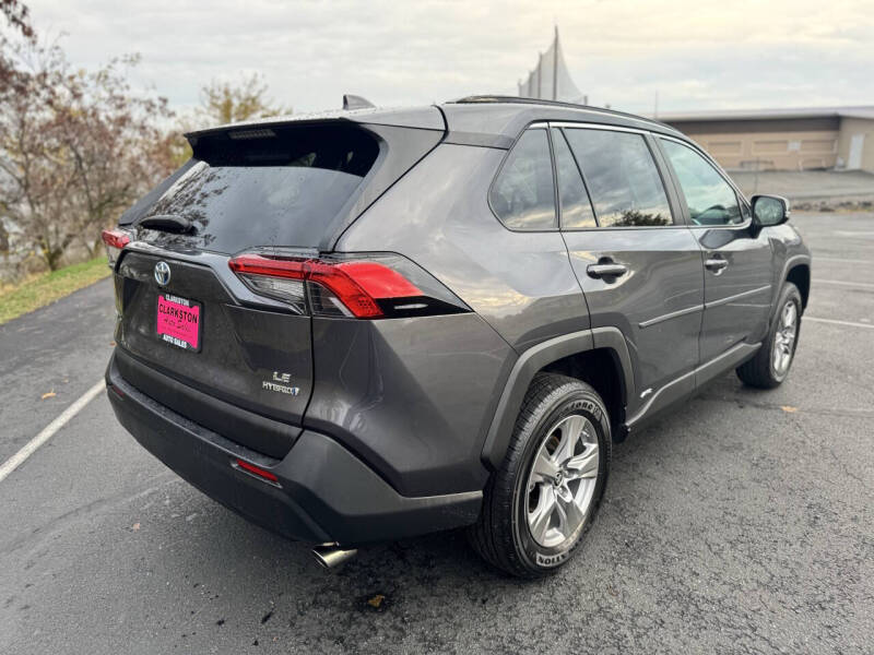 2024 Toyota RAV4 Hybrid LE