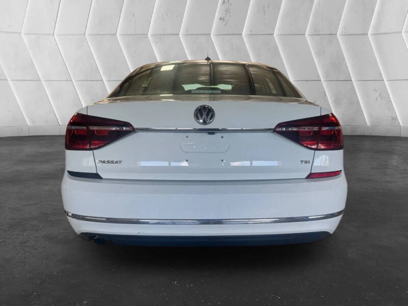 2017 Volkswagen Passat 1.8T S