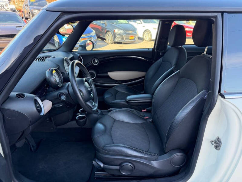 2013 MINI Hardtop Cooper