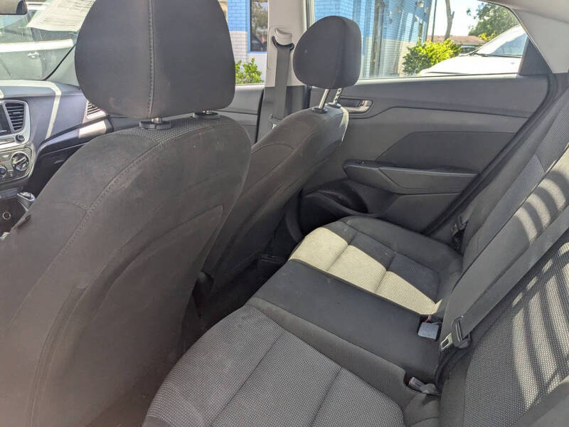 2021 Hyundai Accent SE