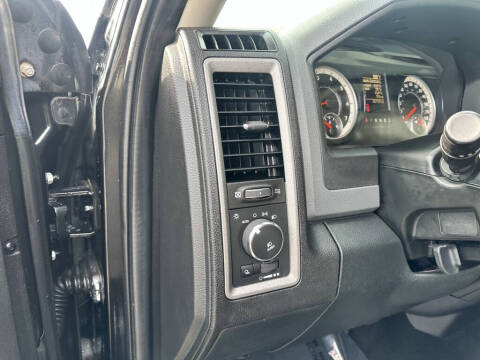 2017 RAM 1500 Express