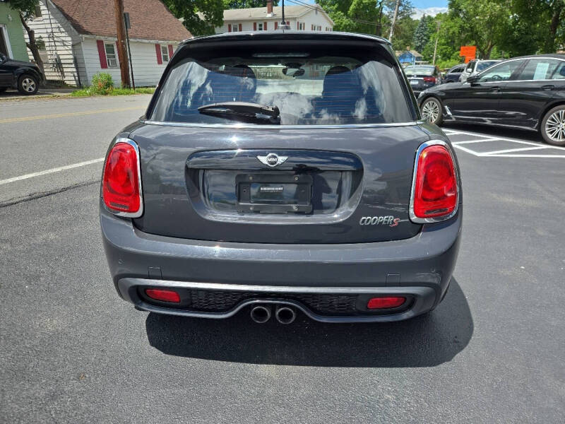 2016 MINI Hardtop 4 Door Cooper S