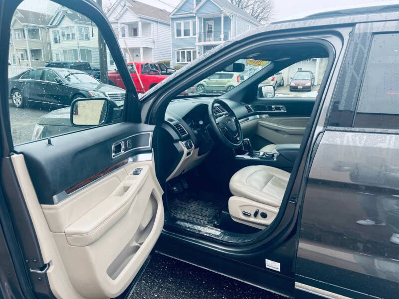 2018 Ford Explorer Limited