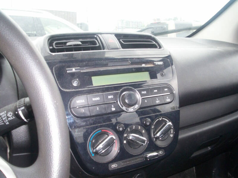 2017 Mitsubishi Mirage ES