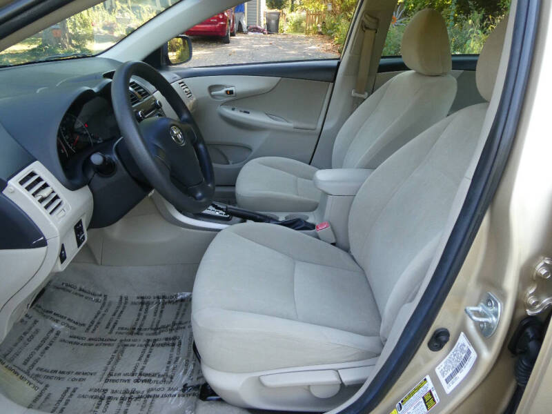 2012 Toyota Corolla LE