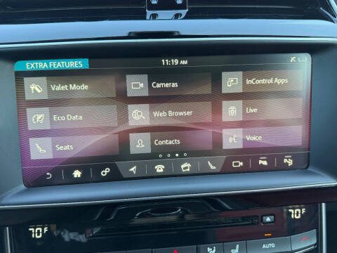 2017 Jaguar XE 35t R-Sport