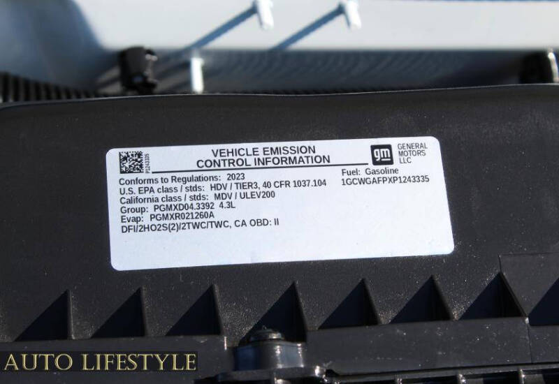 2023 Chevrolet Express 2500