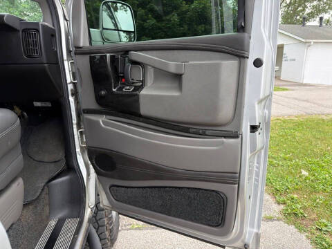 2018 GMC Savana 3500