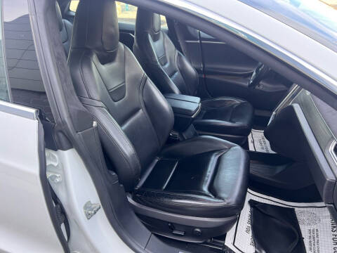 2016 Tesla Model S 85D