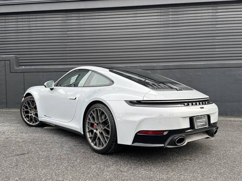 2025 Porsche 911 Carrera S