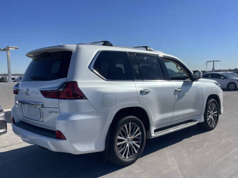 2018 Lexus LX 570