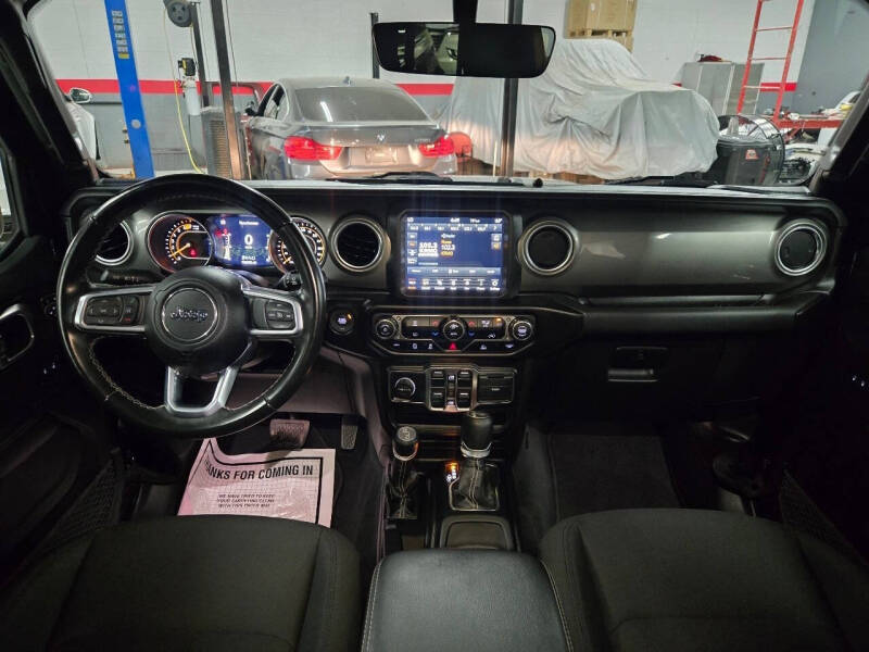 2022 Jeep Wrangler Unlimited Sahara