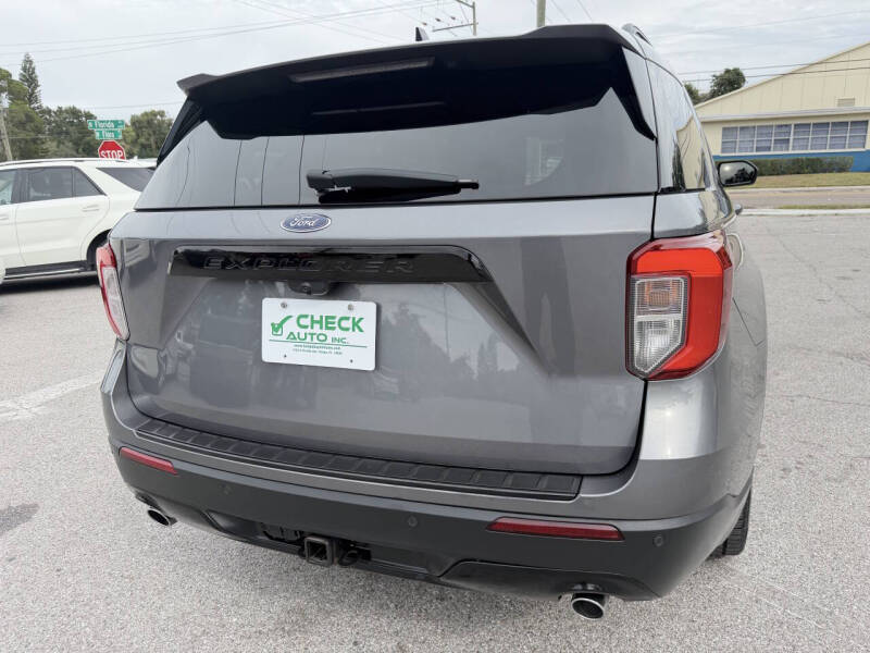 2022 Ford Explorer ST-Line