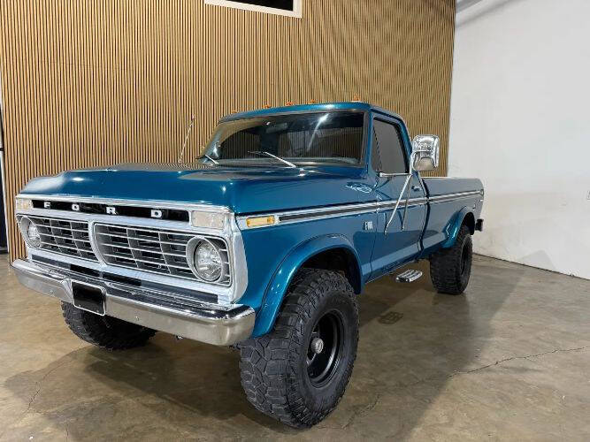 1975 Ford F-100