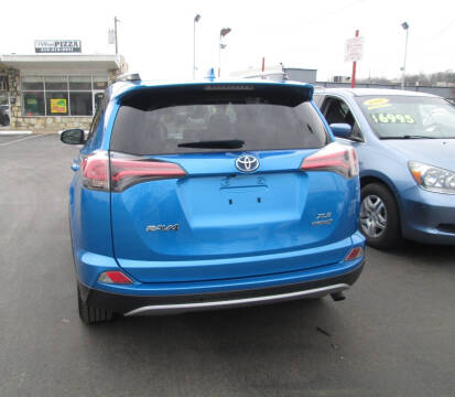 2018 Toyota RAV4 Hybrid XLE