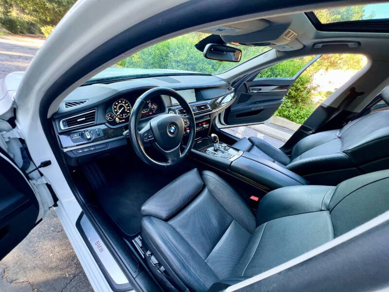 2012 BMW 7 Series 750Li