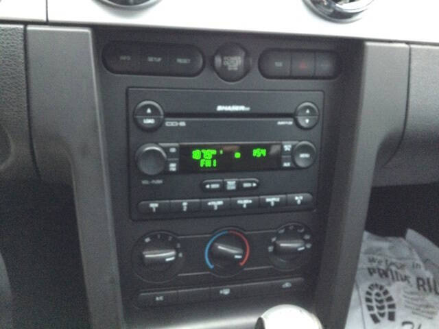 2007 Ford Mustang GT Deluxe