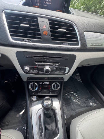 2015 Audi Q3 2.0T quattro Premium Plus