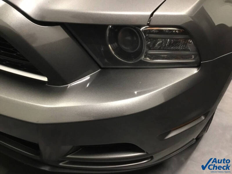 2014 Ford Mustang V6