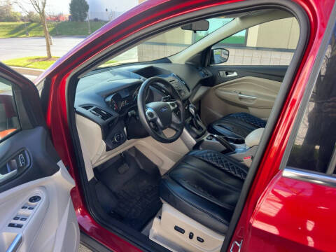 2015 Ford Escape SE