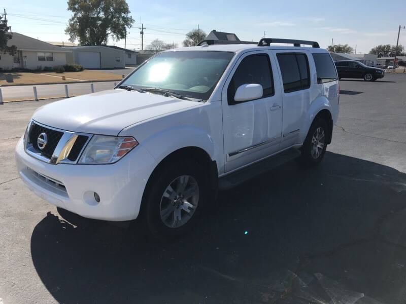 2012 Nissan Pathfinder for sale at Westok Auto Leasing in Weatherford OK