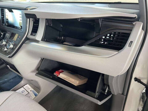 2019 Toyota Sienna L 7-Passenger