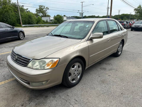 2003 Toyota Avalon for sale at Lakeshore Auto Wholesalers in Amherst OH