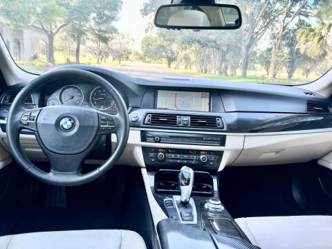 2012 BMW 5 Series 528i
