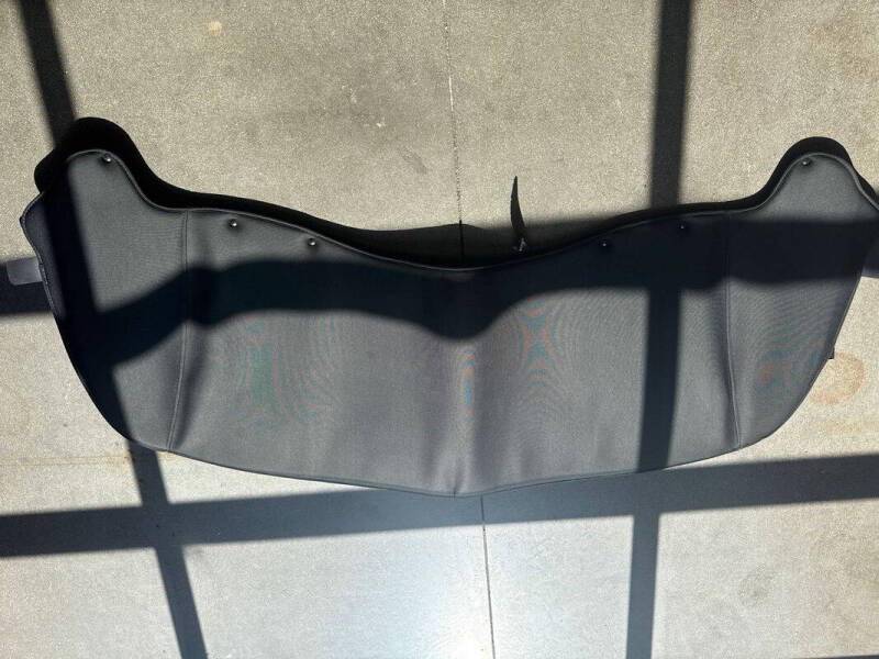 2004 Ford Thunderbird Deluxe