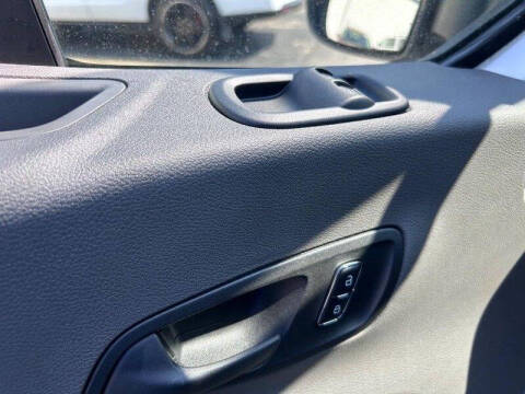 2025 Ford Transit 250