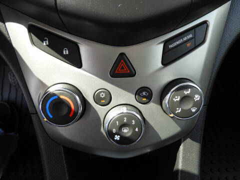 2016 Chevrolet Sonic LS Auto