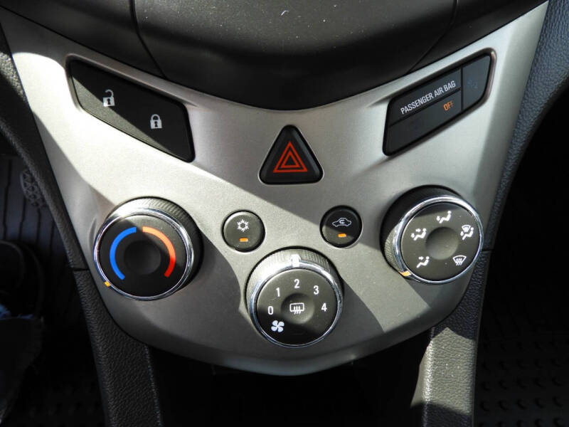 2016 Chevrolet Sonic LS Auto