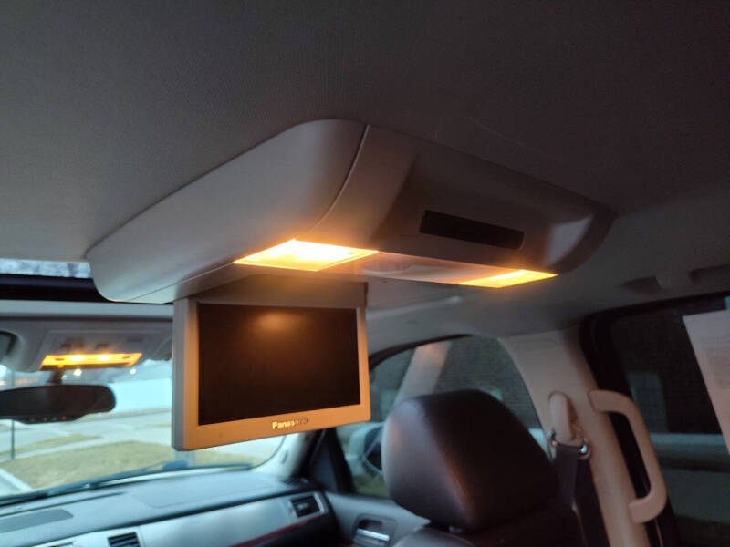2011 Cadillac Escalade Luxury