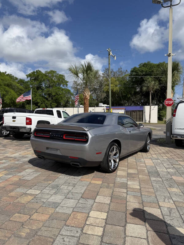2015 Dodge Challenger SXT Plus