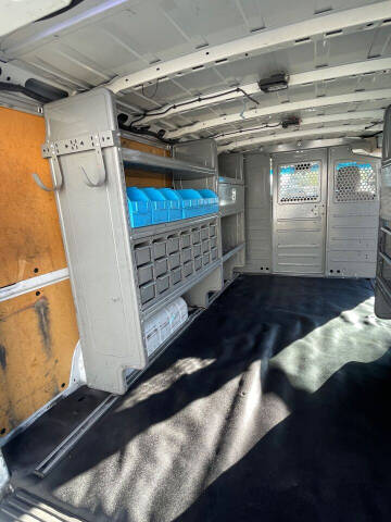 2016 Nissan NV 2500 HD SV