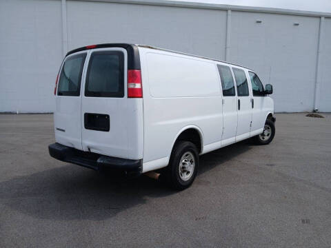 2017 Chevrolet Express 2500