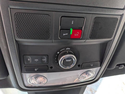 2021 Volkswagen Passat R-Line