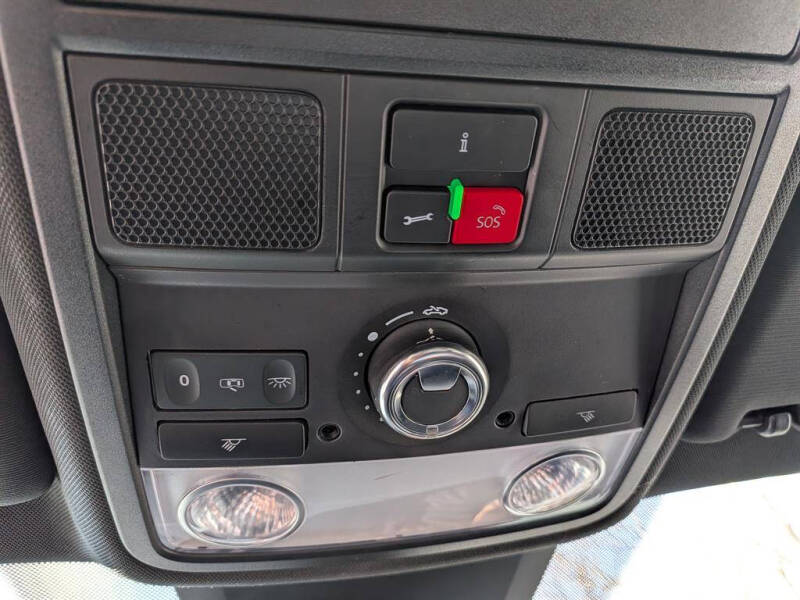 2021 Volkswagen Passat R-Line