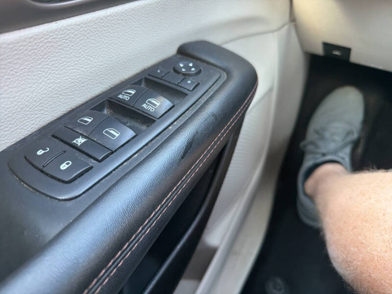 2017 Chrysler Pacifica Touring