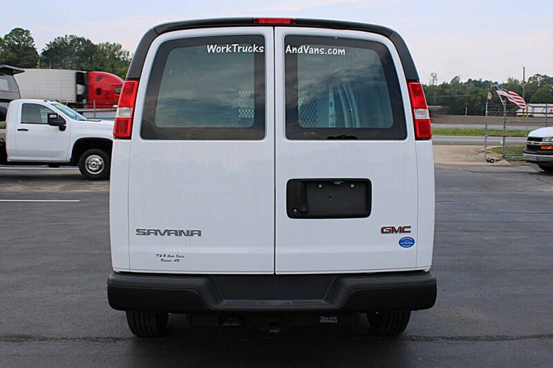 2023 GMC Savana 3500