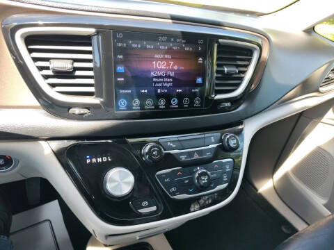 2017 Chrysler Pacifica