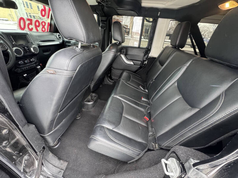 2016 Jeep Wrangler Unlimited Sahara