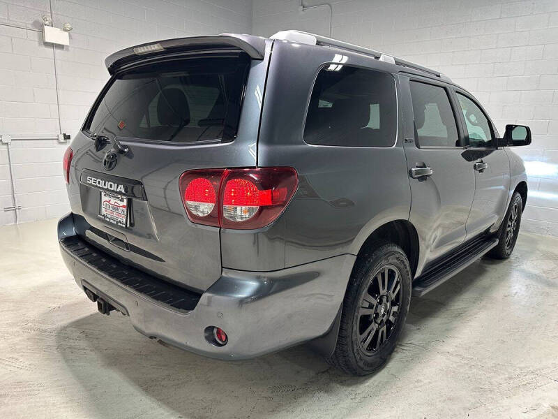 2018 Toyota Sequoia SR5