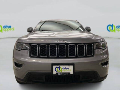 2019 Jeep Grand Cherokee Laredo E