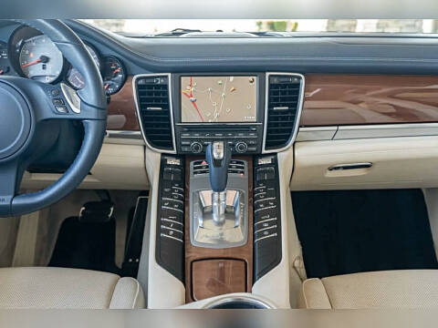 2011 Porsche Panamera