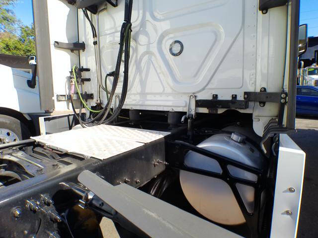 2022 Freightliner Cascadia