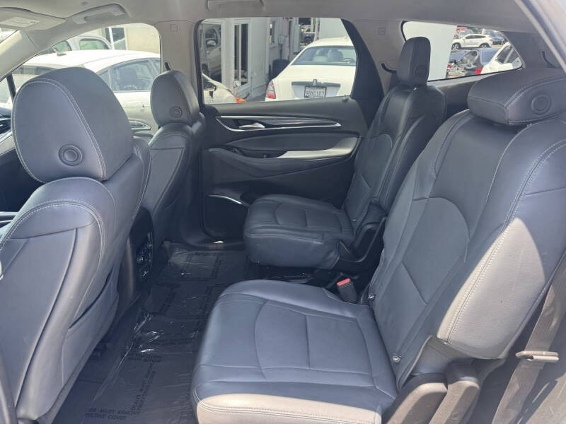 2018 Buick Enclave Essence