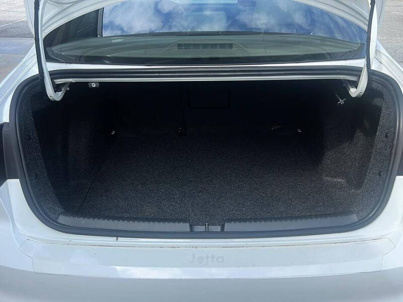 2016 Volkswagen Jetta