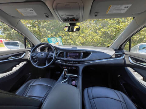 2020 Buick Enclave Essence