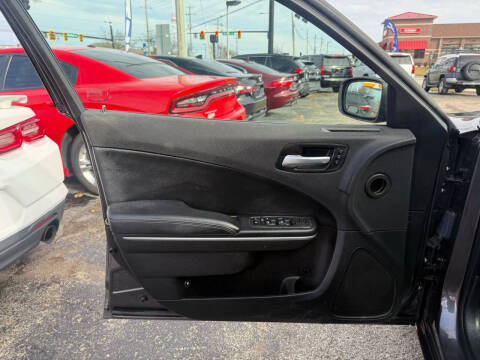 2019 Dodge Charger SXT